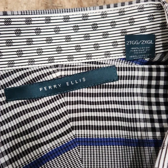 Perry Ellis Button Down - Picture 2 of 4